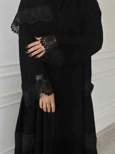 عباية كلوش قماش(سراميك)باضافه كسرات وكلفه بالجوانب