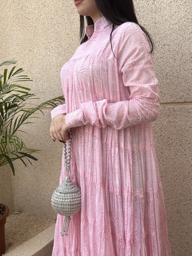 جلابيه وردي