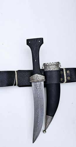 خنجر قديمي فضه