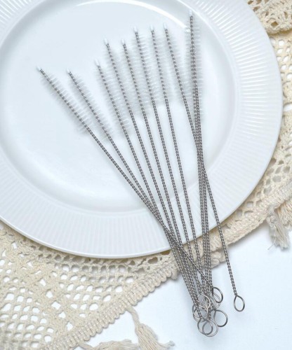 فرشه تنظيف لمصاص المشروبات