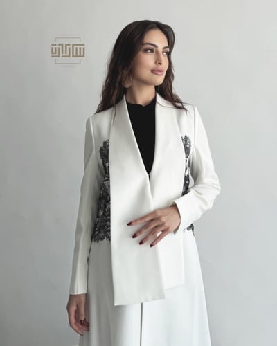 CHANTILLA.. شانتيلا عبايا … مزيج من الكريب والدانت...