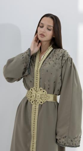 سدره قفطان من الحرير المبطن والمشكوك يدويا مع تفصي...