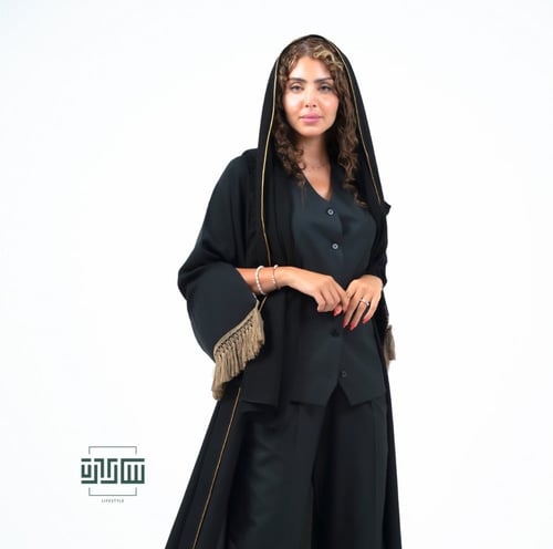 جينوڤا ...لمحبي الخيول العربيه ... قطعه فريده بتطر...