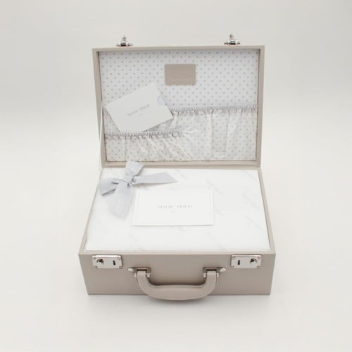 حقيبة جلدية فاخرة- بلباس من Ted Baker