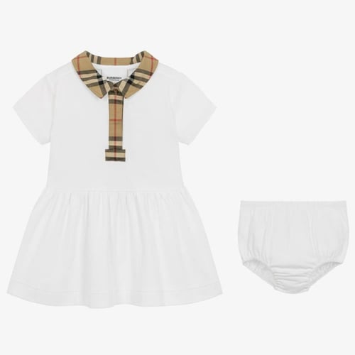 حقيبة جلدية فاخرة بفستان من BURBERRY