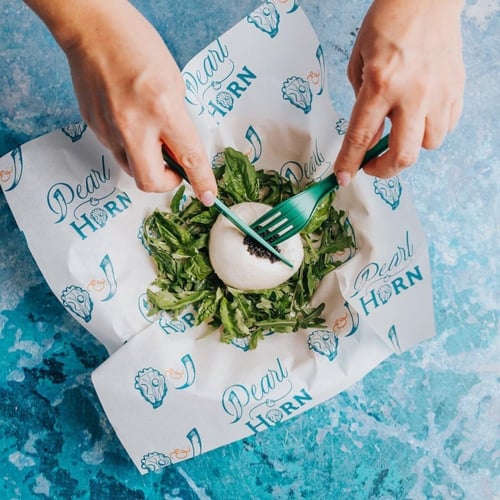 ورق تغليف للاكل - طباعة كل الالوان مقاس 25*30