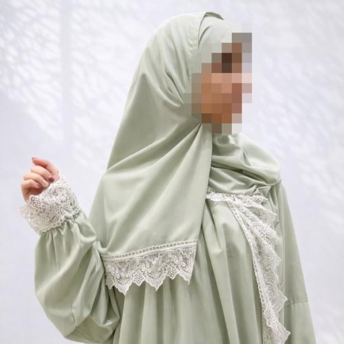 شرشف صلاة بكلفة دانتيل