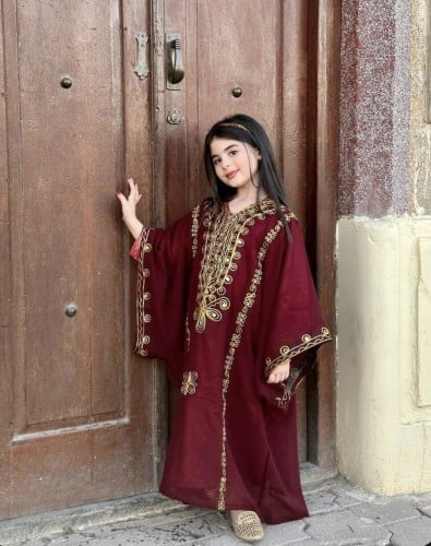 ثوب النشل النجدي العنابي