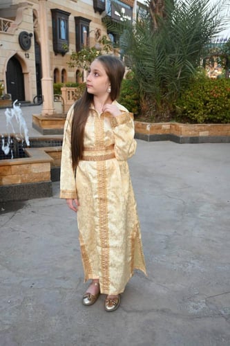 الزي المغربي بناتي ( قفطان مغربي )