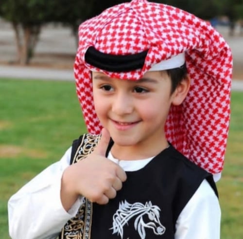 شماغ مع عقال ( الشخيصه الجاهزه )