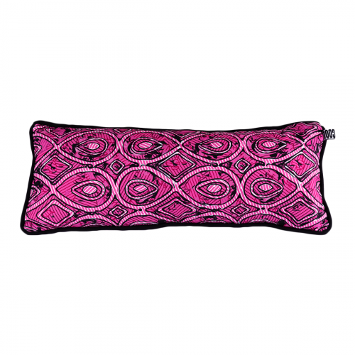 مخدة مخططة بالوردي الغامق