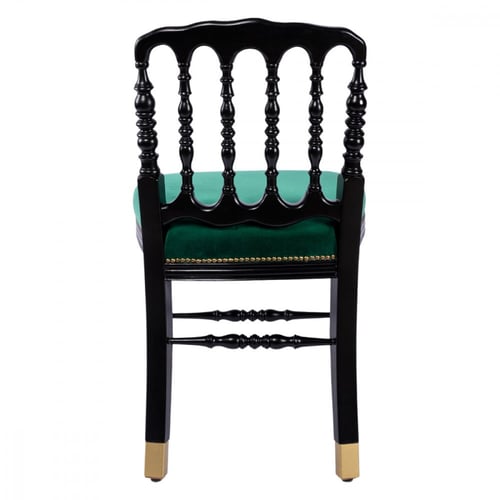 كرسي أخضر صناعة يدوية