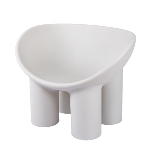 كرسي بتصميم فريد