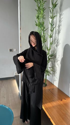 BL001 ( نص كلوش كريب ملكي كوري بأكمام طبعات نمرية...