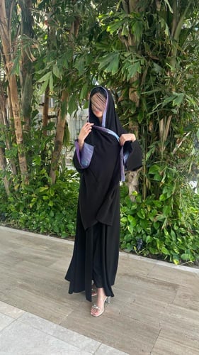 BL008 (نص كلوش كريب ملكي كوري بأكمام داخليه موف)