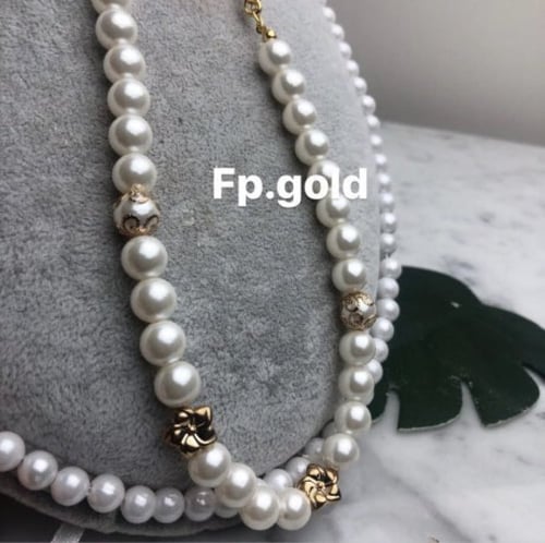 تعليقه لهايه لولو مع ورد بدون اللهايه