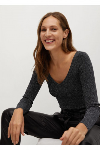 سترة نسائية من مانجو