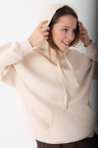 كنزة بغطاء للرأس