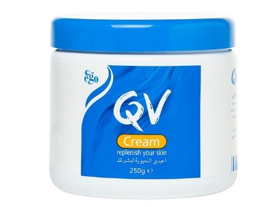 كريم مرطب للبشرة من كيو في - 250 غم