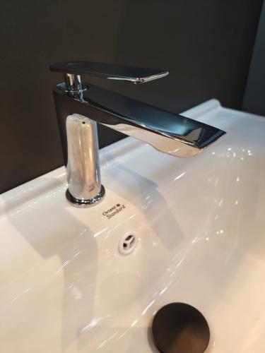 Chrome sink mixer Solio Polo Mario