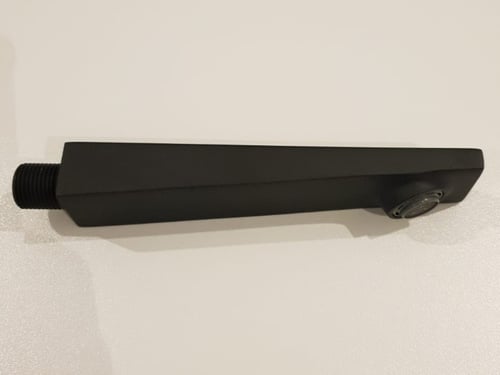 مصب مربع أسود هزنت / HESANIT