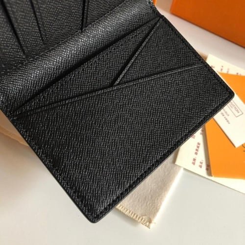 محفظة لويس فيتون