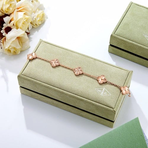 اسوارة فان كليف روز قولد