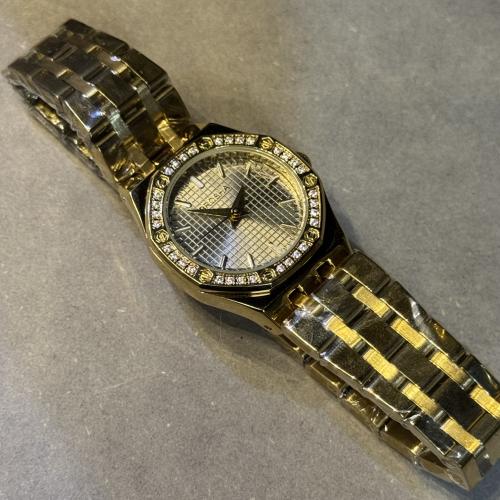 ساعة نسائية