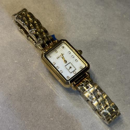 ساعة نسائية