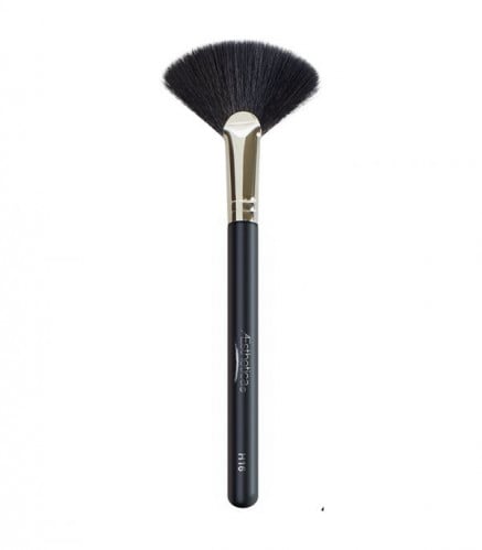 فرشاة دمج للخدود H16 من ايسثيتيكا اسود