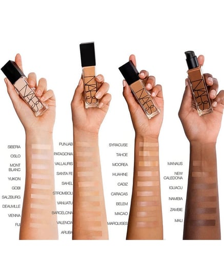 كريم اساس ناتشرال رايدينت لونغ وير من نارس 30مل -...