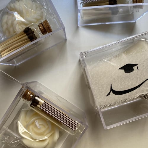 بوكس شمعة تخرج بالاسم