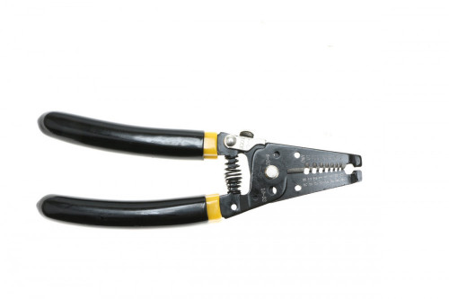 قشارة سلك معزولة 10608