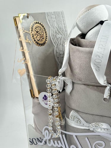 شنطة اكليريك أنيقة