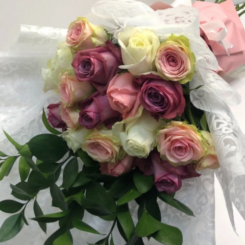 باقة ورد طبيعي تشيري