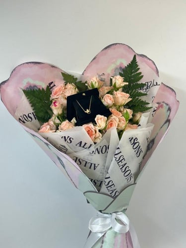 باقة ورد الفراشة بهدية