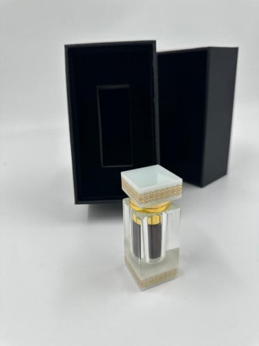 دهن عود هندي