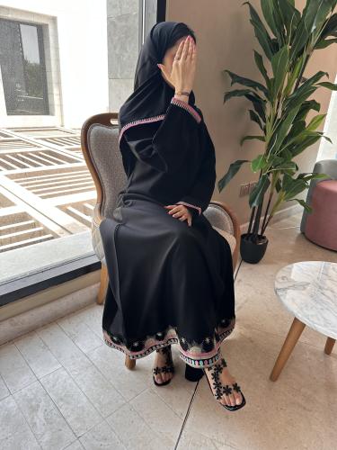 عباية " فاتن"