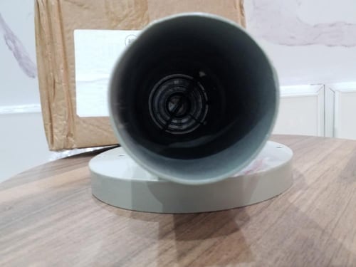 عدسة ثنائية سي / كيوباند Dual C /KU Band