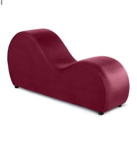 اريكة الاسترخاء والرومانسية