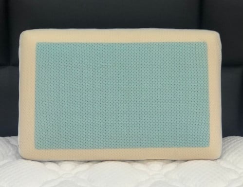 مخدة جل كوين