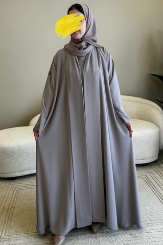 عباية كلوش لون رمادي فاتح