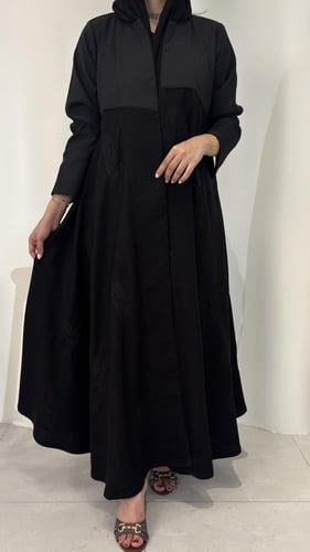 عباية دبل كلوش بتطريز أنيق فاخرة