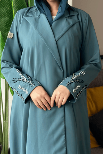 عباية كلوش ملونة شك في الكم