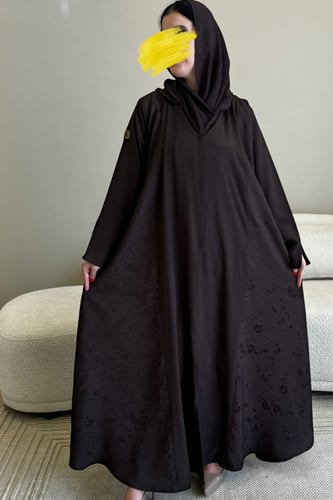 عباية كلوش لون بني مع جوانب مشجرة