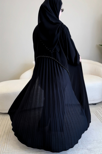 عباية سوداء كسرات من الخلف مع شك أسود فخمة