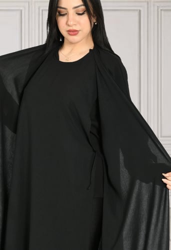 عباية بفستان داخلي متصل