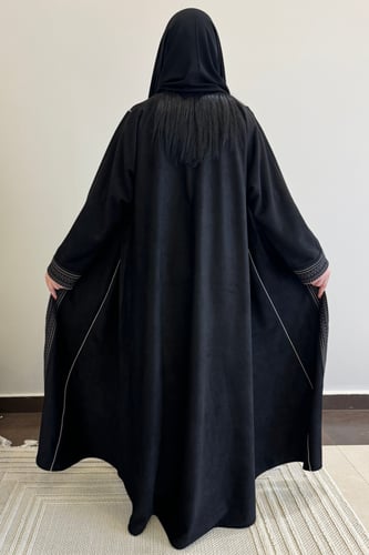 عباية قماش شمواه بتطريز