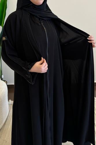 عباية سوداء شك ناعمة