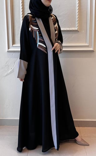 عباية فاخرة بتطريز شك ملون